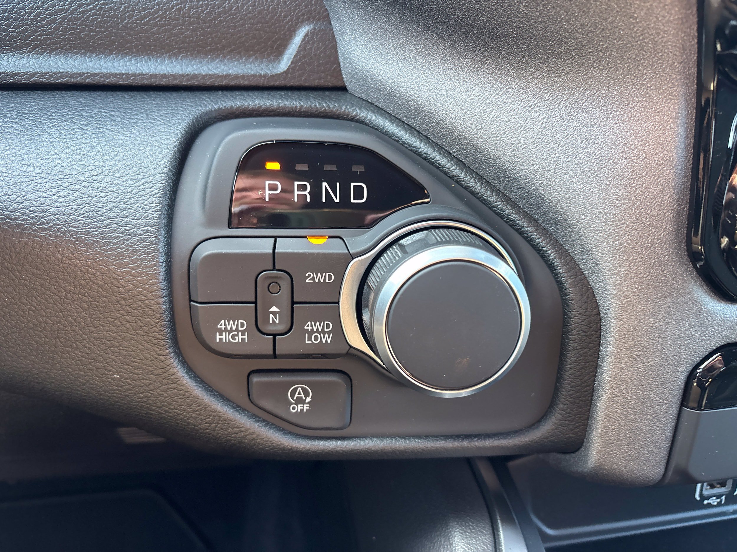 New 2027 RAM 1500 Express AWD/4WD image 16
