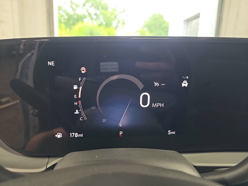 New 2026 Buick Envista Sport Touring w/ Convenience II Package FWD image 18