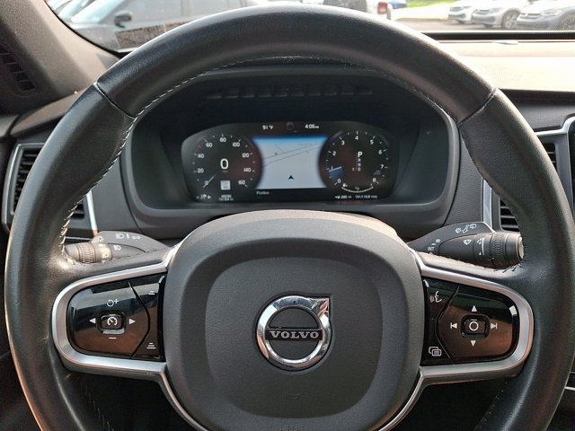 Used 2020 Volvo XC90 T5 Momentum AWD/4WD image 24