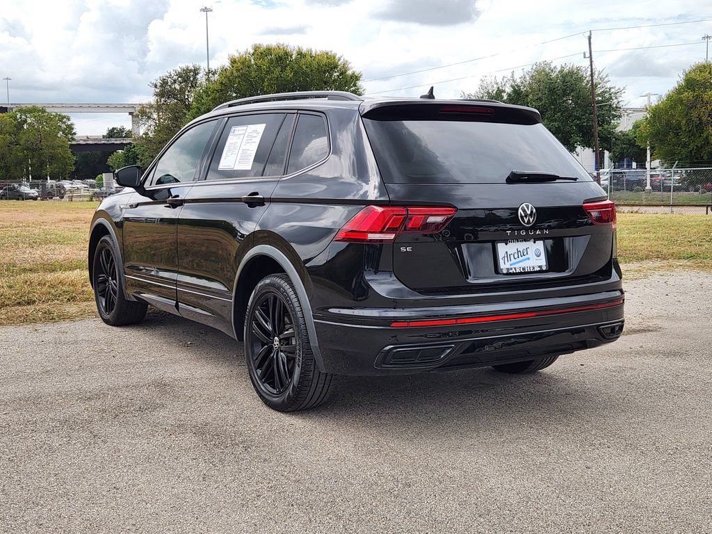 Used 2022 Volkswagen Tiguan SE R-Line FWD image 4