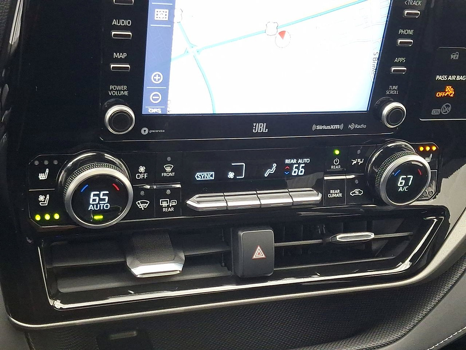 Certified 2021 Toyota Highlander Limited image 19