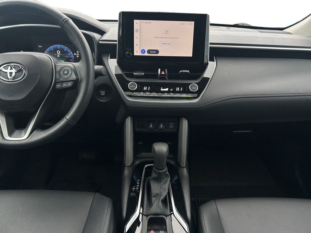 Used 2024 Toyota Corolla Cross XLE w/ Convenience Package image 12