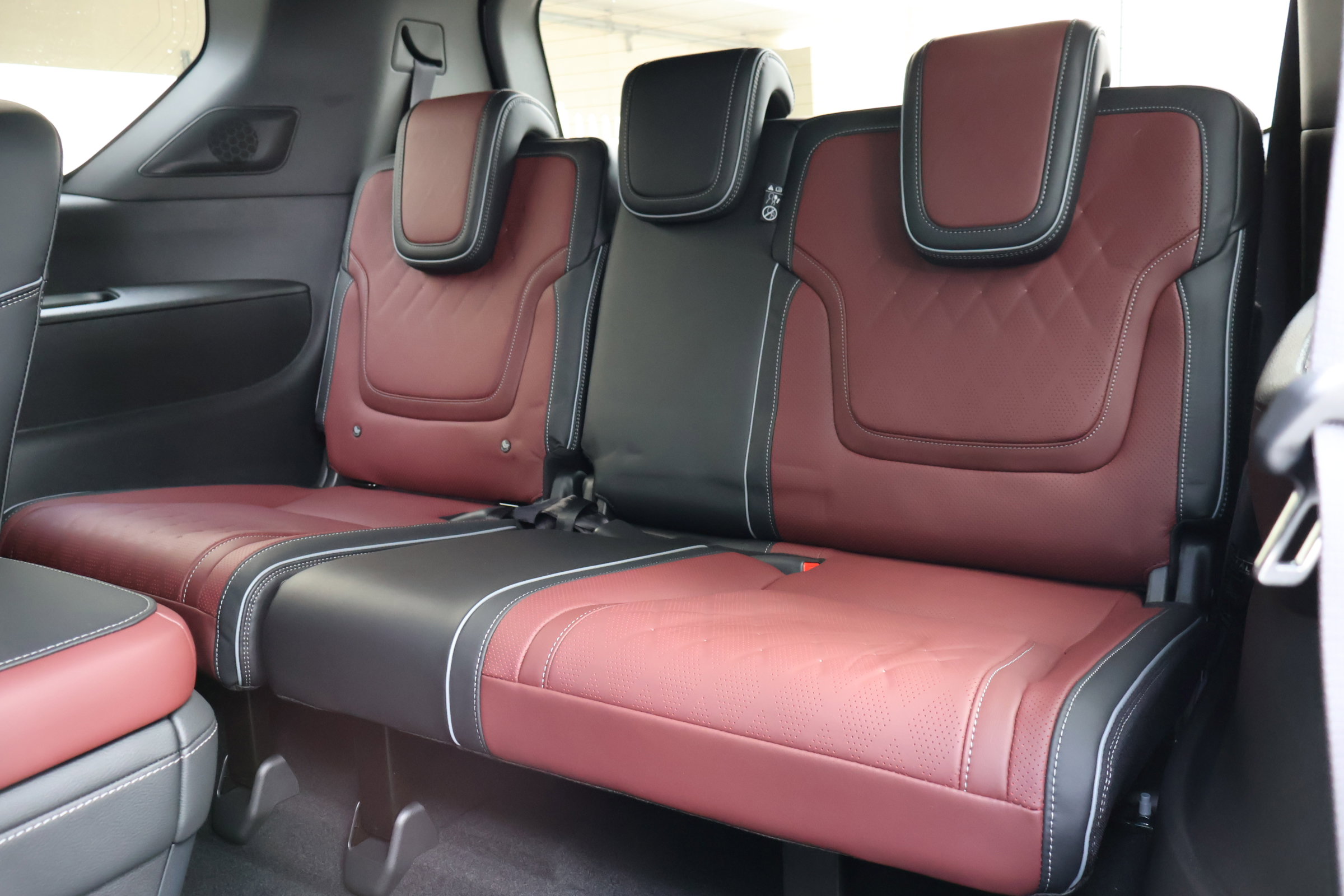 New 2026 INFINITI QX80 Autograph image 15