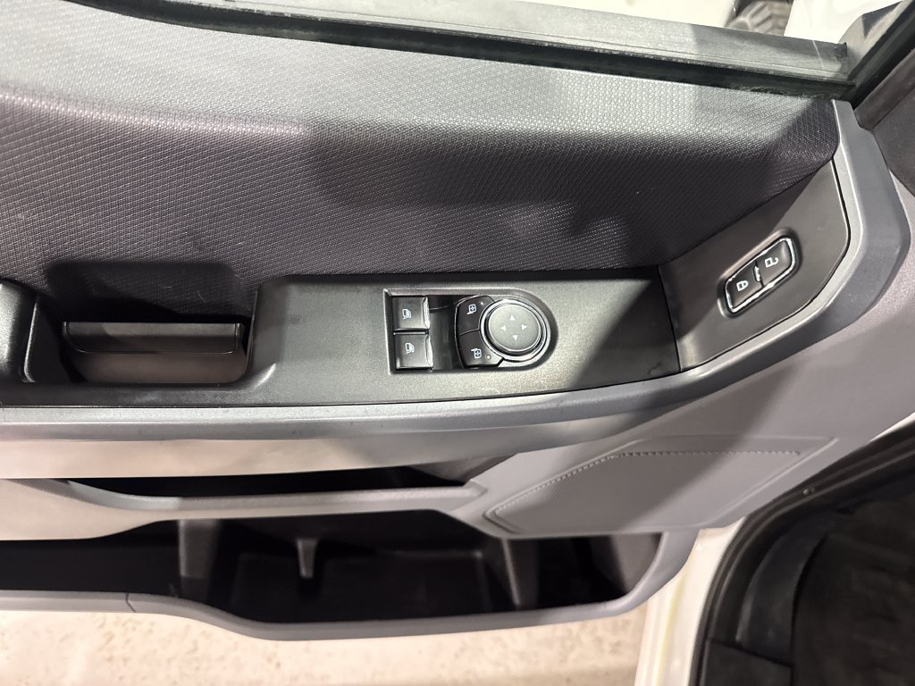 Used 2022 Ford F150 XLT w/ Trailer Tow Package AWD/4WD image 17