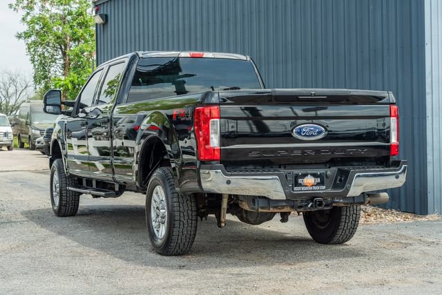 Used 2017 Ford F250 XLT w/ XLT Value Package AWD/4WD image 4