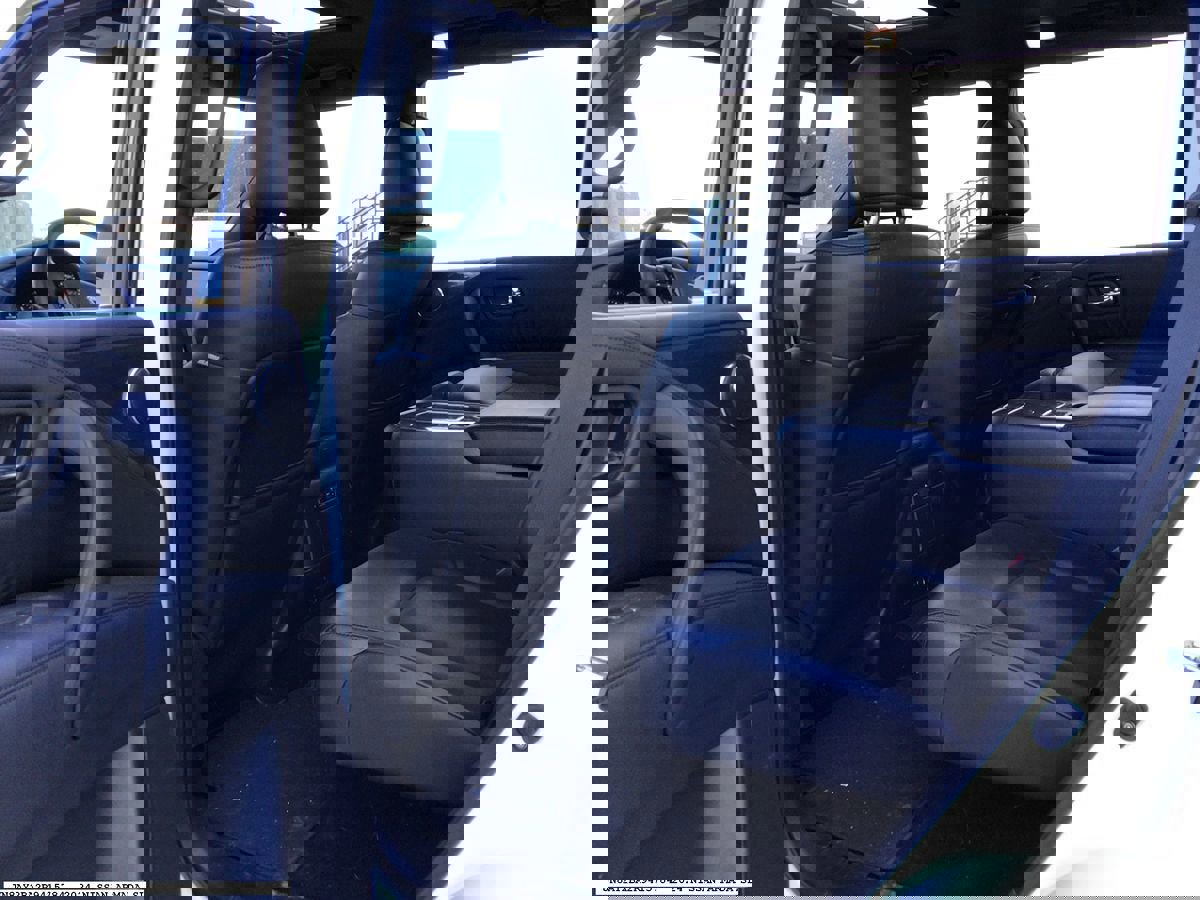 Used 2024 Nissan Armada SL w/ Midnight Edition Package image 13