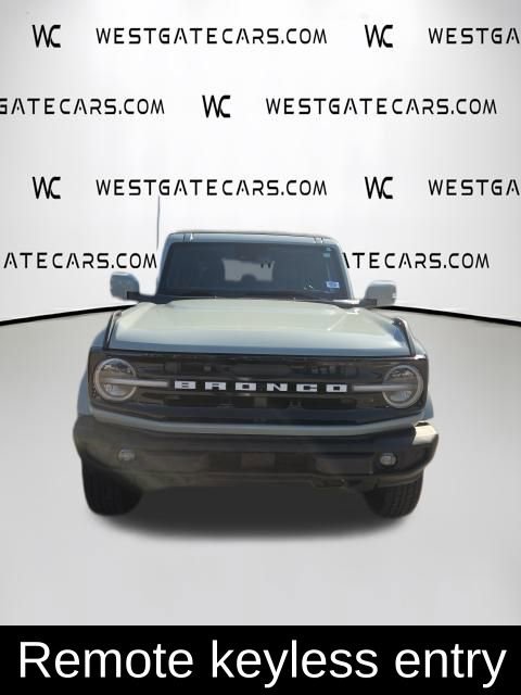 Used 2023 Ford Bronco Outer Banks image 4