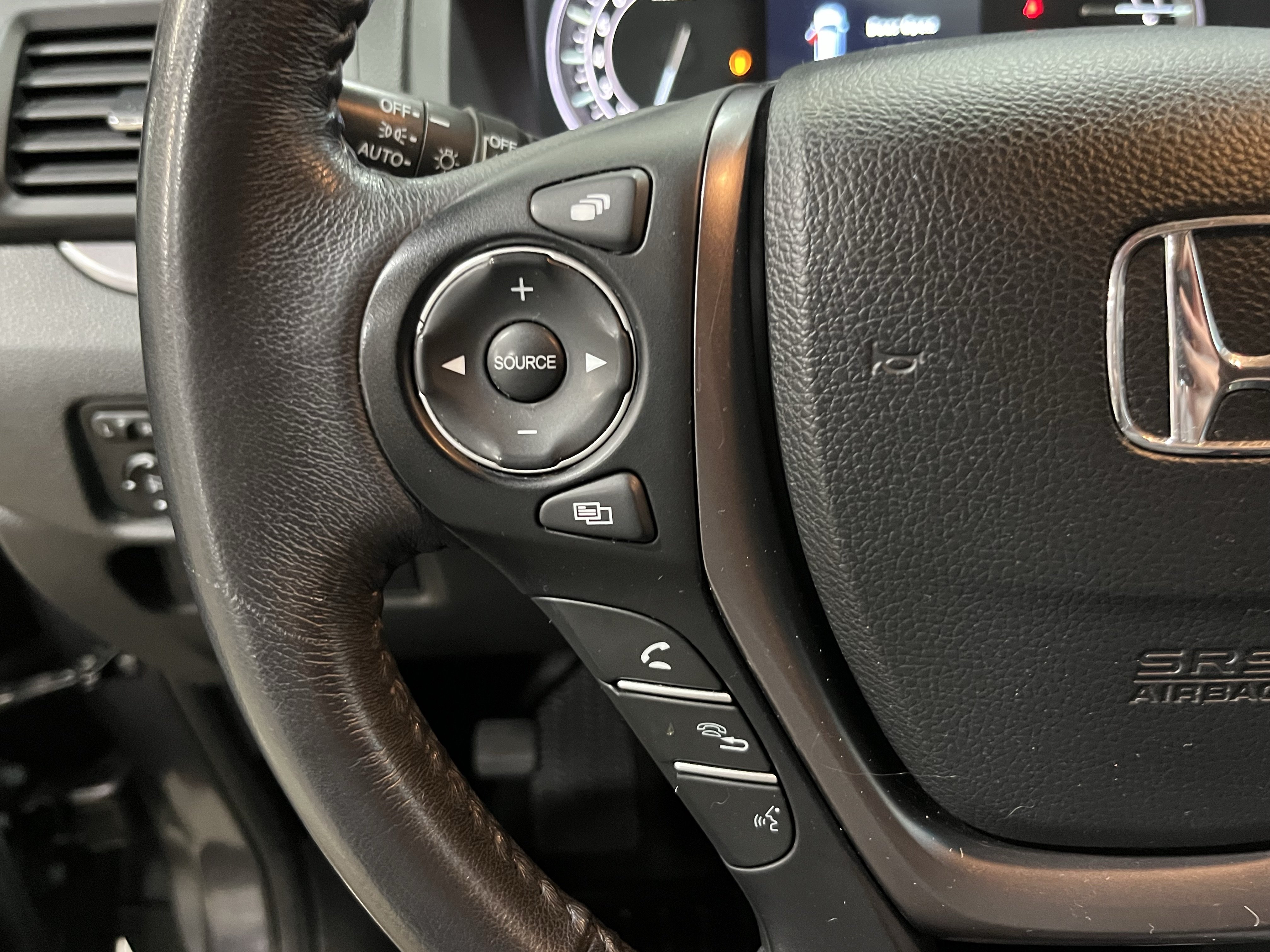 Used 2017 Honda Pilot EX-L image 23