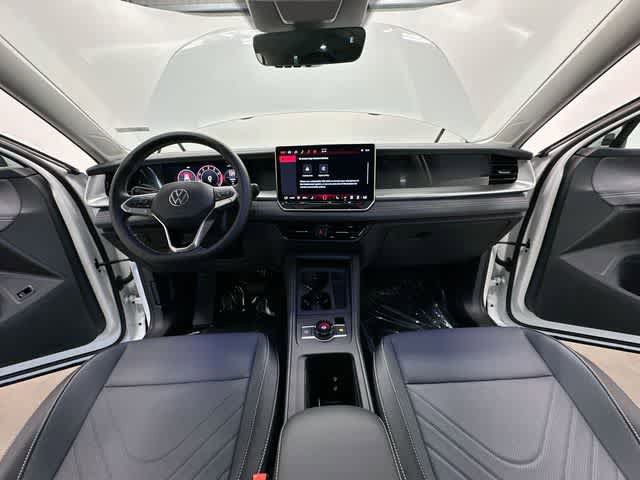 New 2026 Volkswagen Tiguan SE AWD/4WD image 19