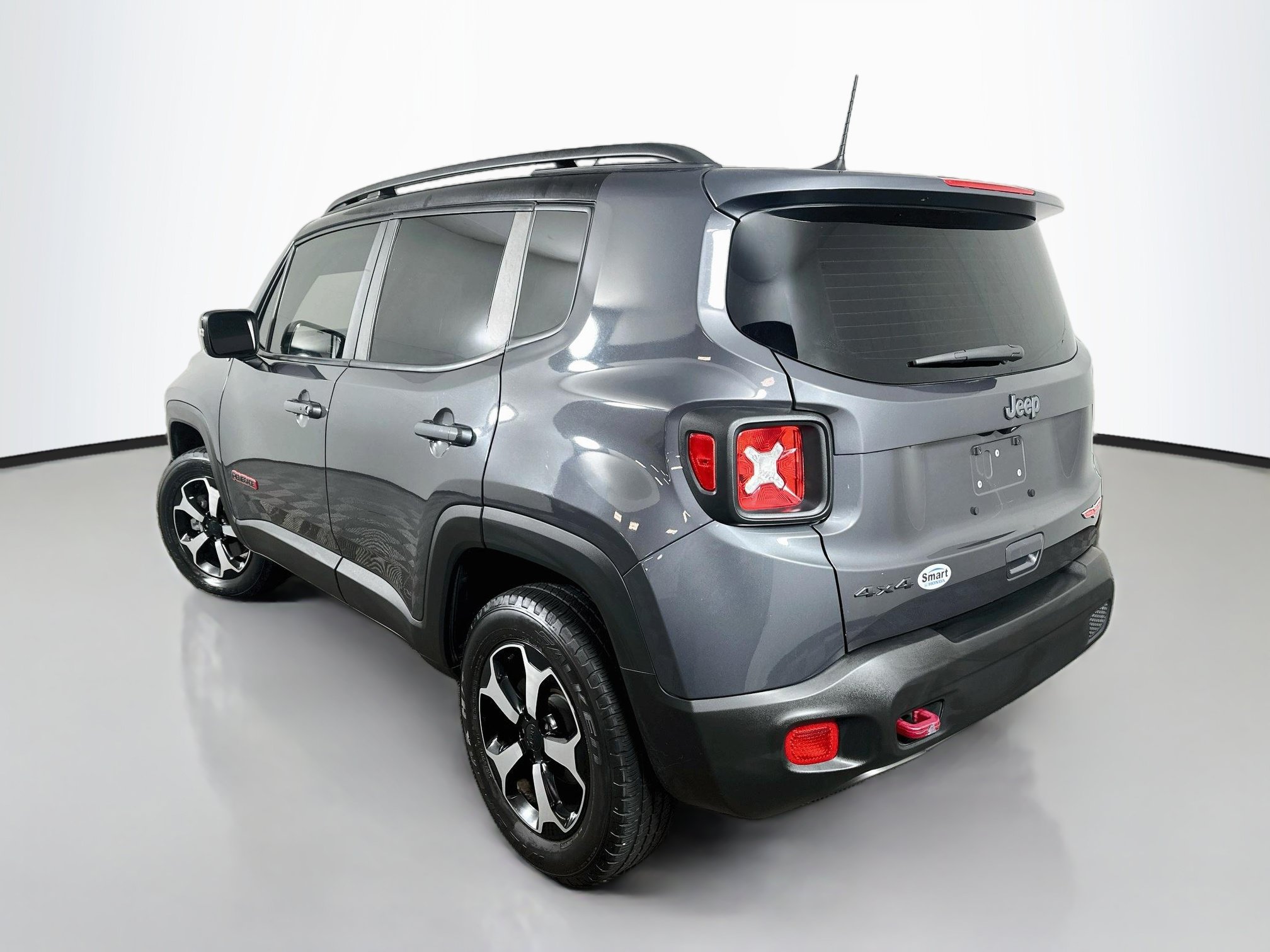 Used 2022 Jeep Renegade Trailhawk w/ Sun/Sound Group AWD/4WD image 5