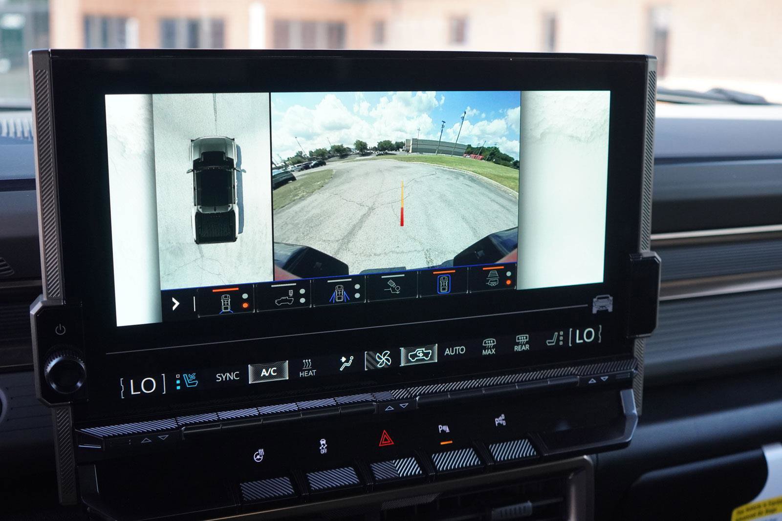 New 2025 GMC Hummer EV 2X w/ LPO, Dark Essentials Package image 25