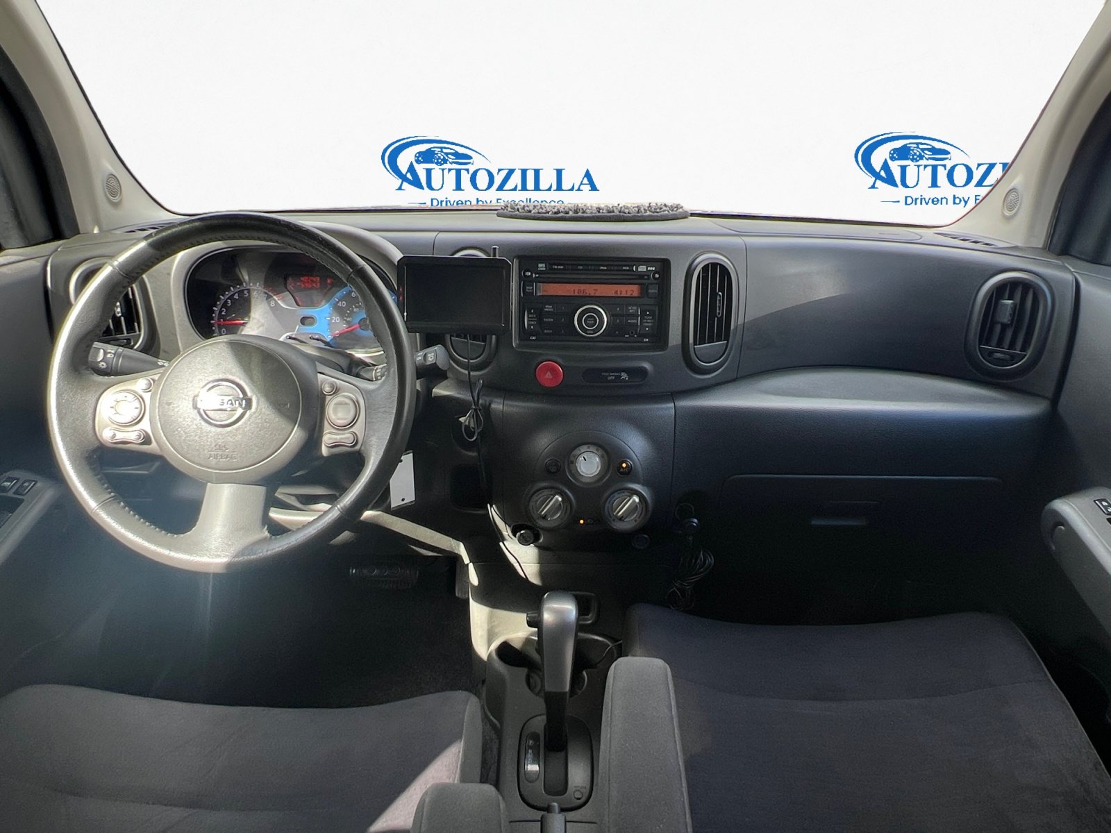 Used 2014 Nissan Cube 1.8 S w/ Interior Designer Package FWD image 13