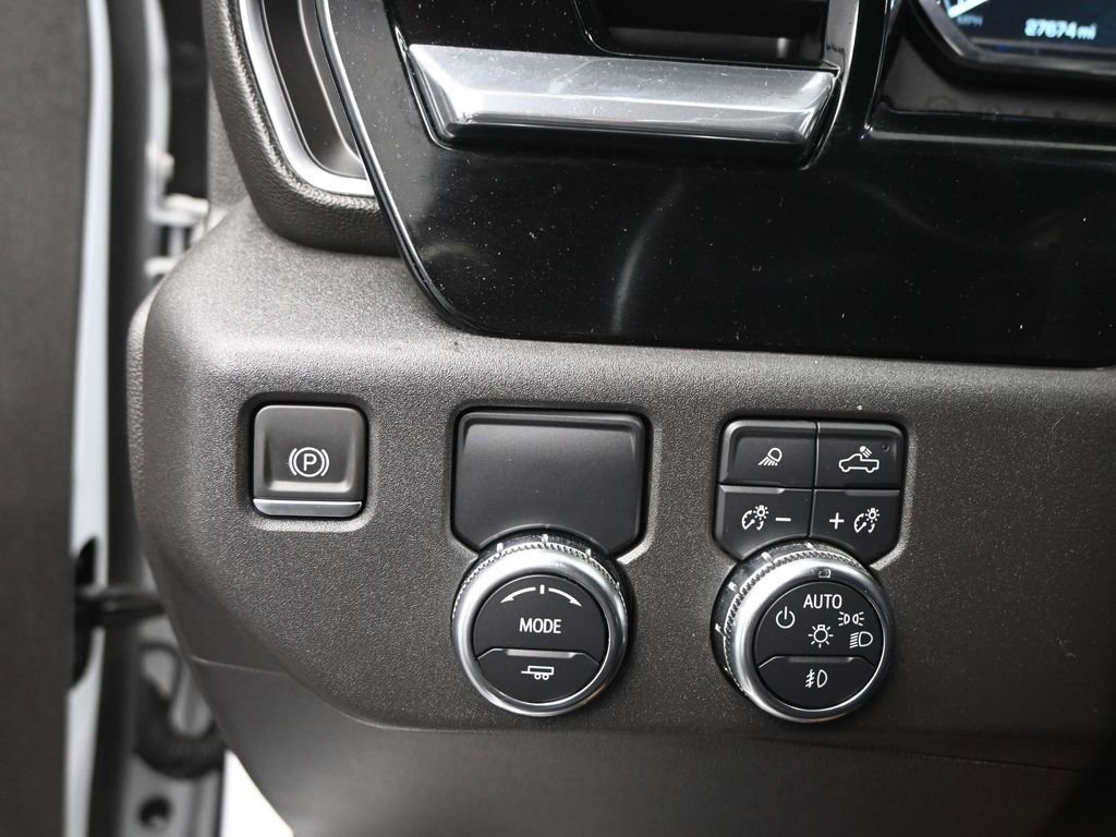 Used 2024 GMC Sierra 1500 SLT image 12