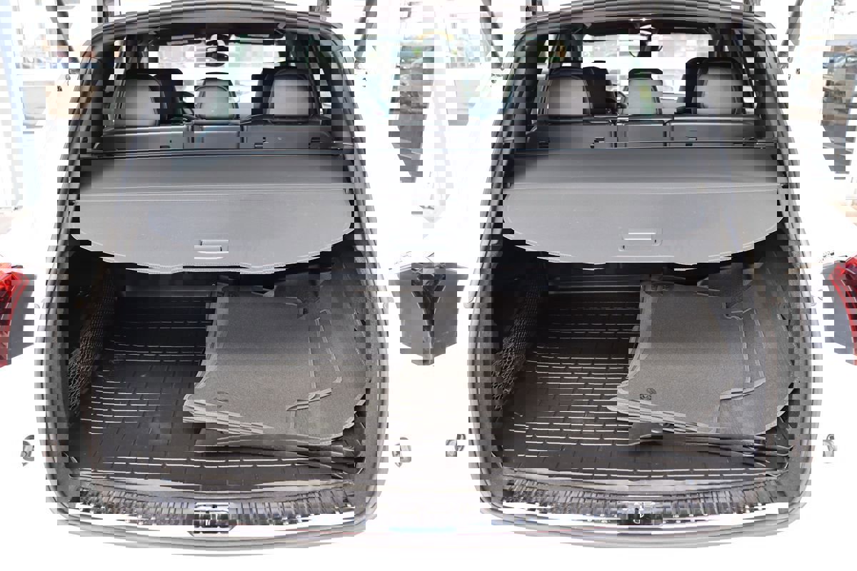 Used 2018 Porsche Cayenne Platinum Edition image 55