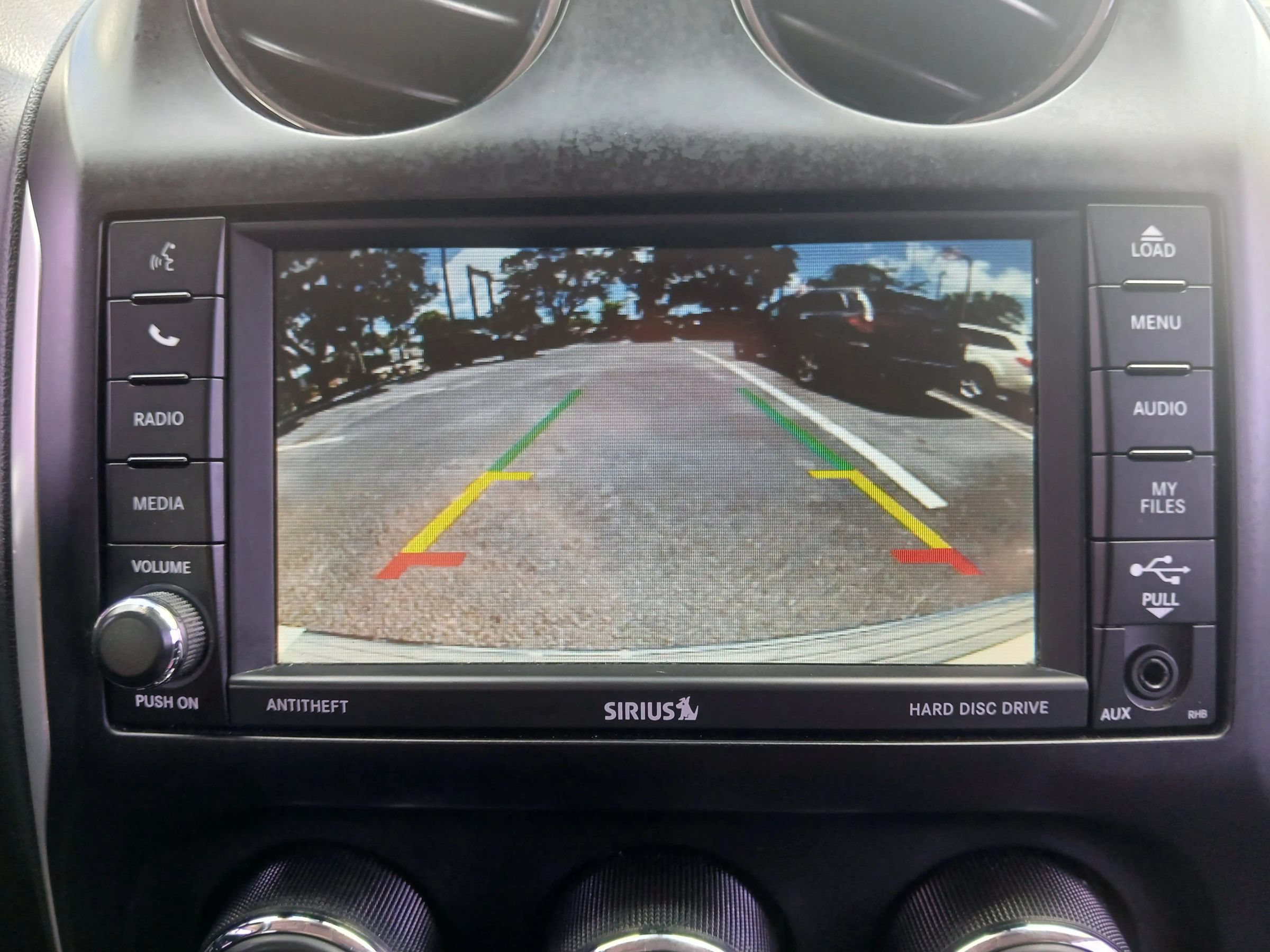 Used 2015 Jeep Compass Limited FWD image 15