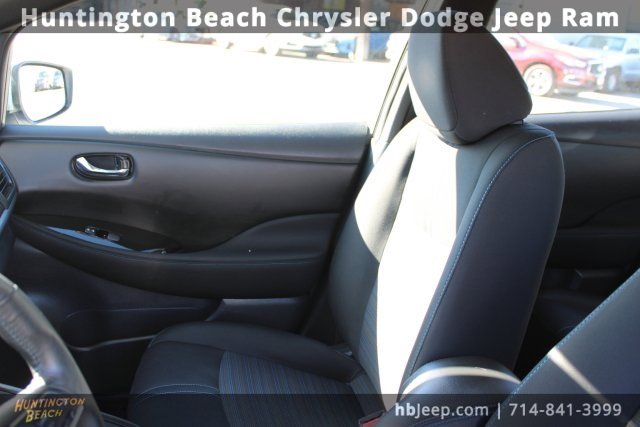 Used 2022 Nissan Leaf SV image 32