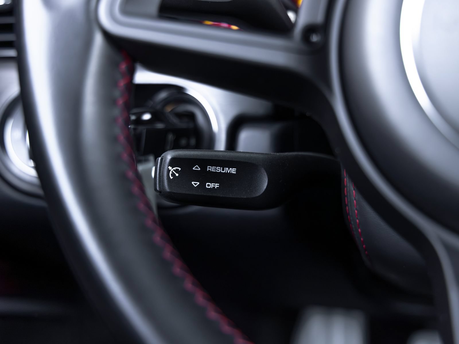 Certified 2019 Porsche 911 GT3 RWD image 30