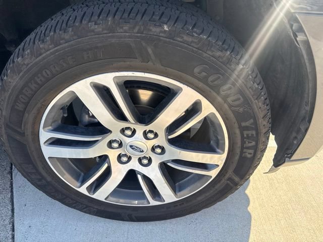 Certified 2022 Ford Expedition Max Limited AWD/4WD image 9