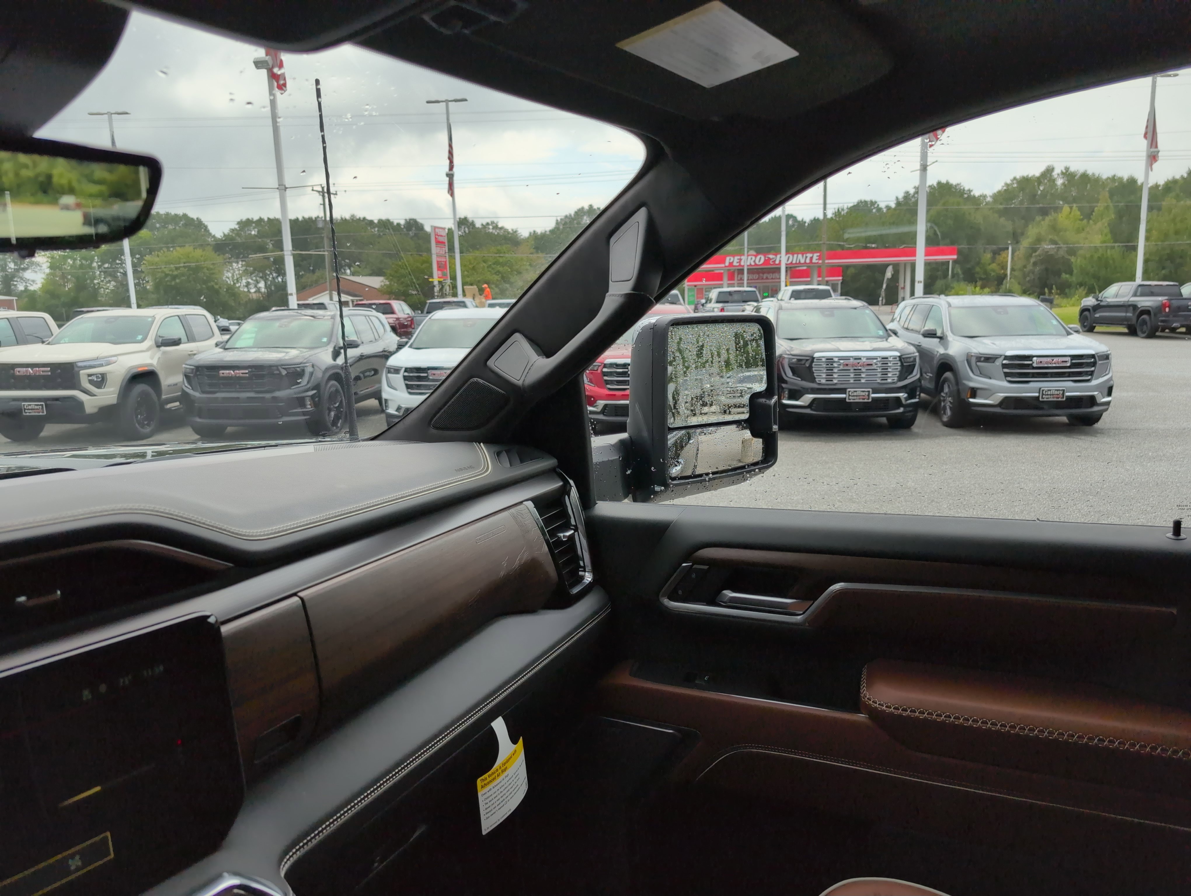 New 2026 GMC Sierra 2500 Denali Ultimate image 28