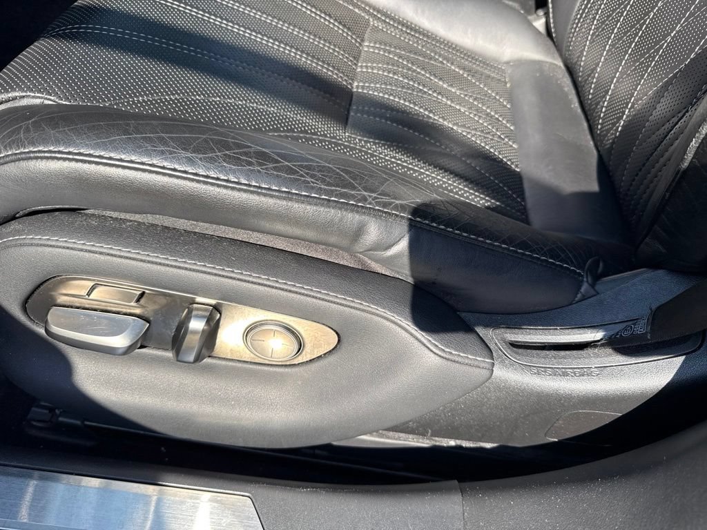 Used 2019 Lexus LS 500 w/ Interior Upgrade Package RWD image 13
