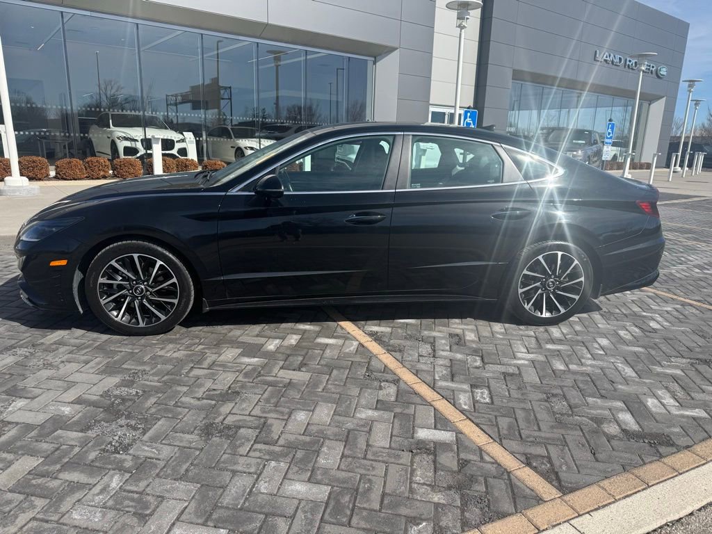 Used 2021 Hyundai Sonata Limited w/ Cargo Package image 4