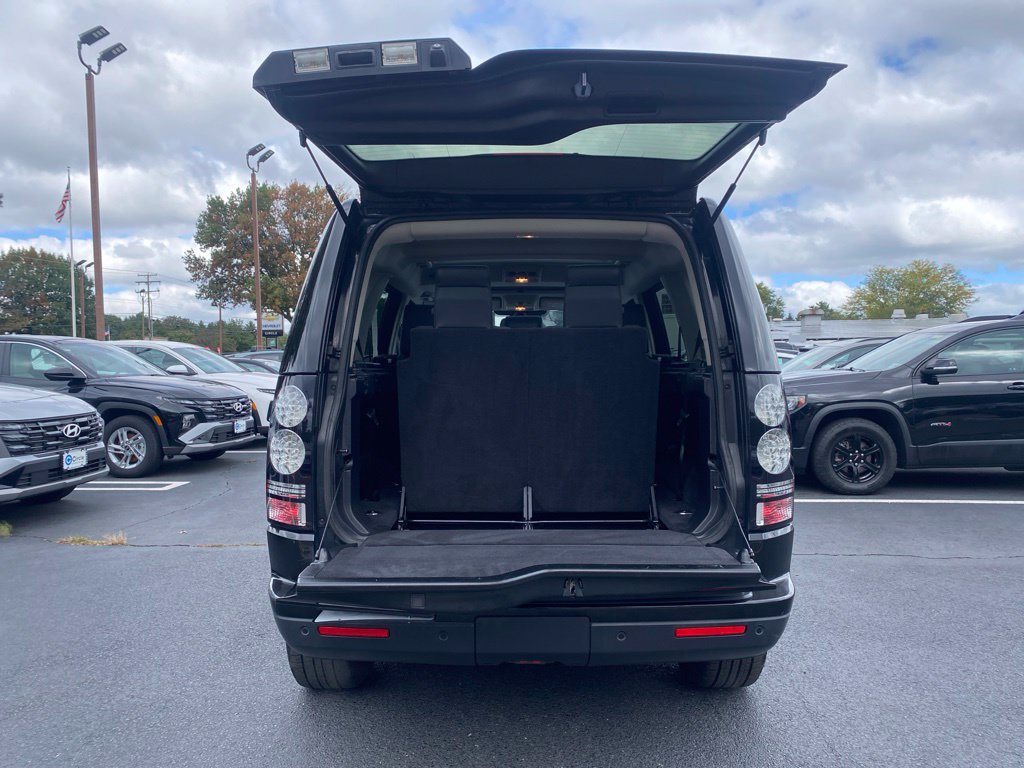 Used 2015 Land Rover LR4 HSE AWD/4WD image 16
