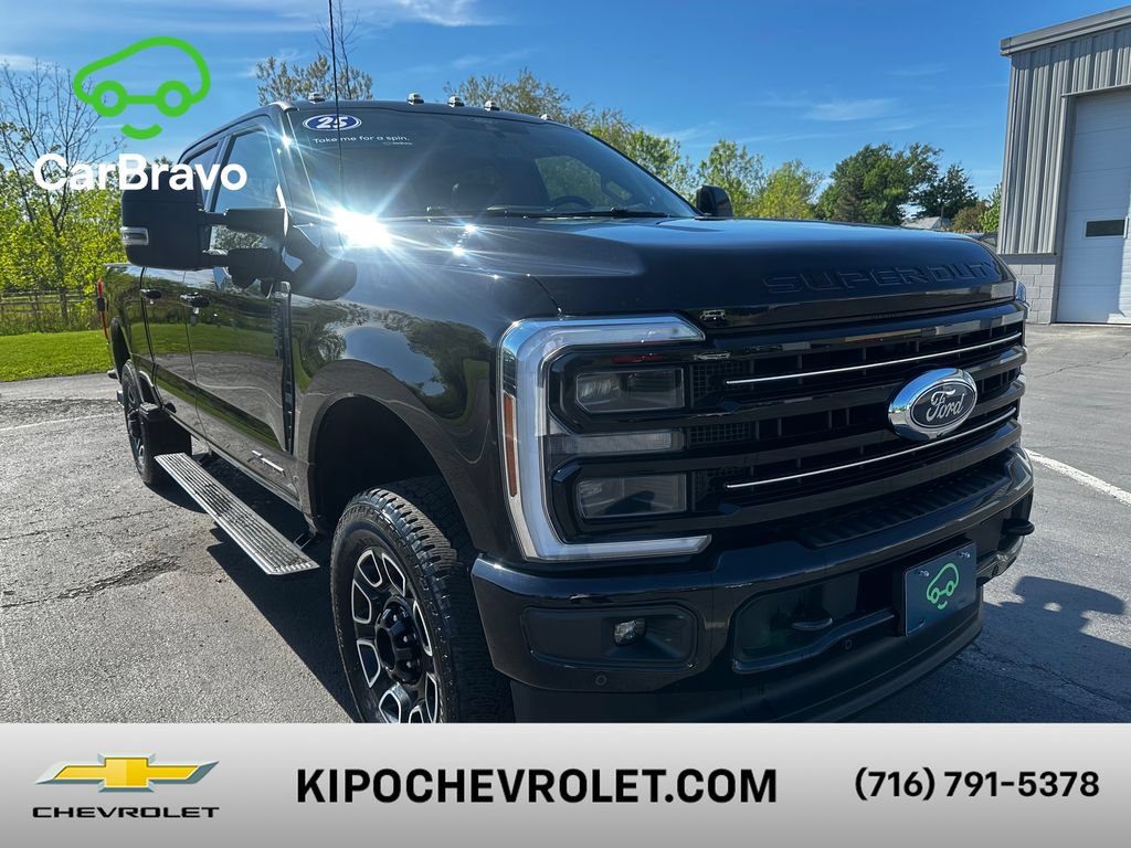 Used 2025 Ford F250 Platinum AWD/4WD image 1