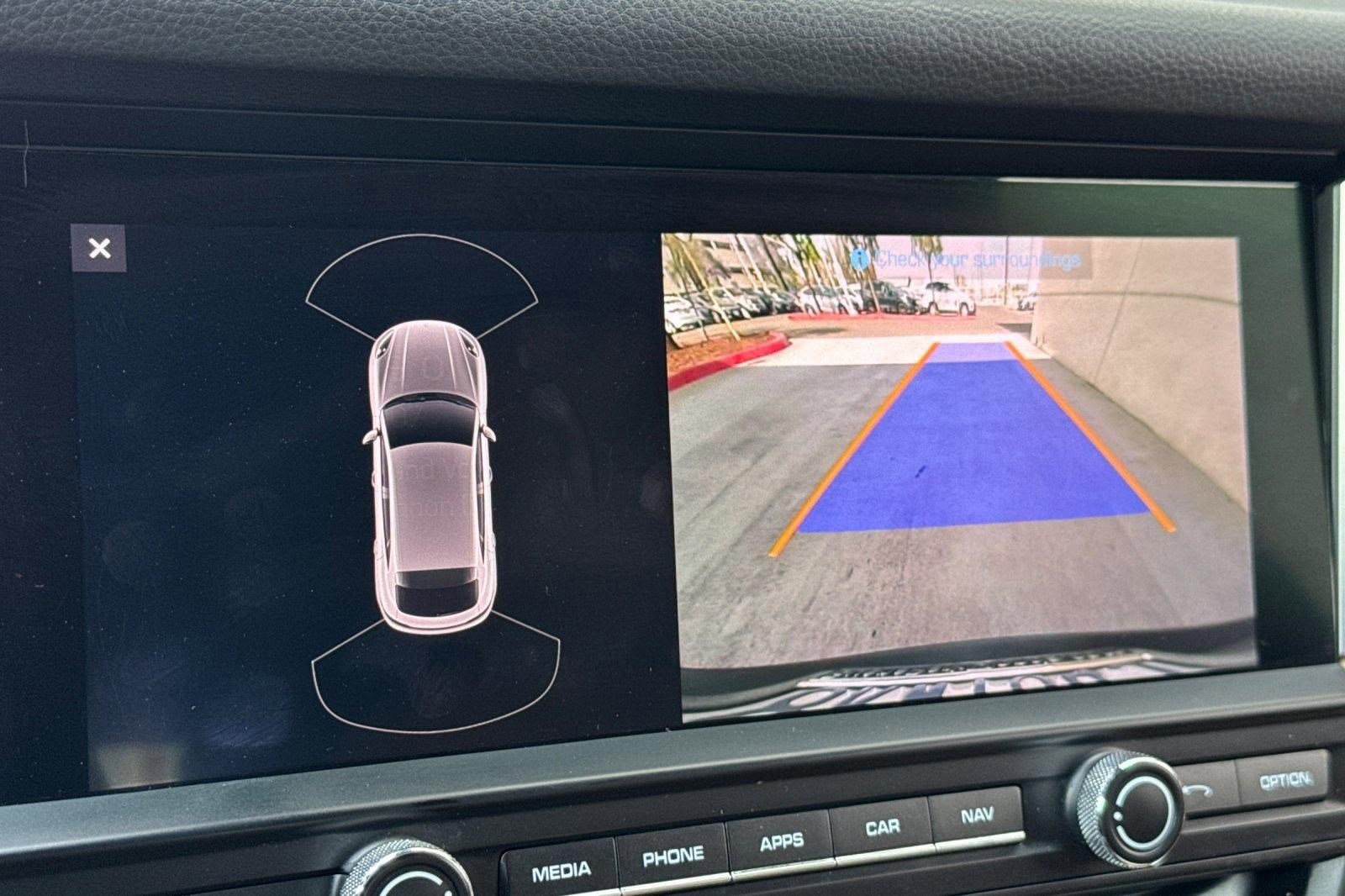 Used 2019 Porsche Macan image 24