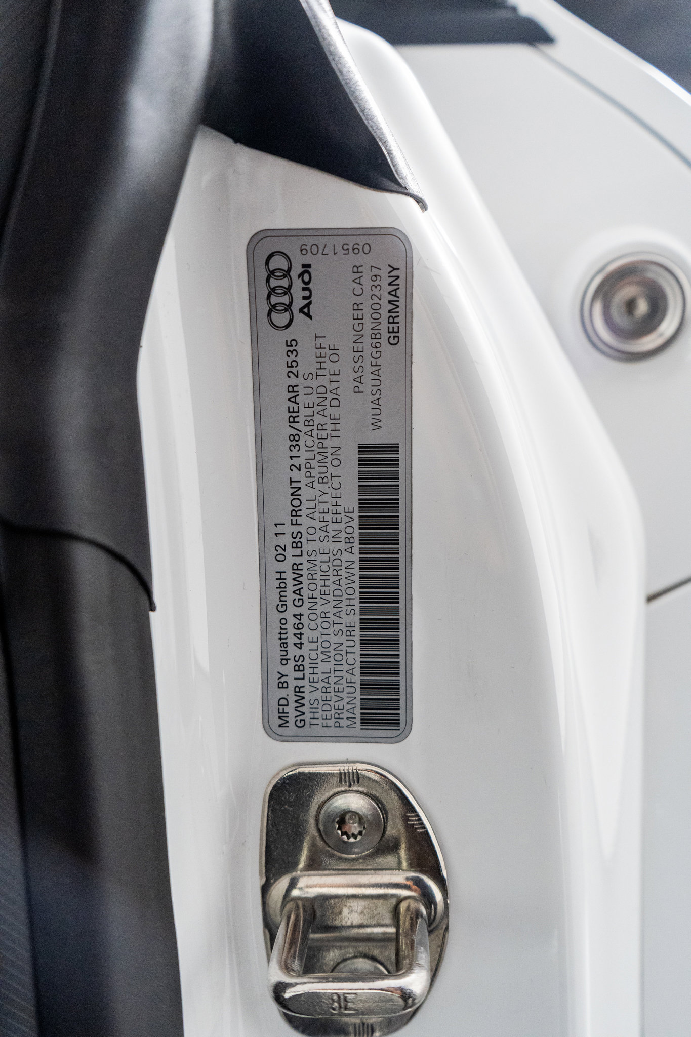 Used 2011 Audi R8 V8 image 48