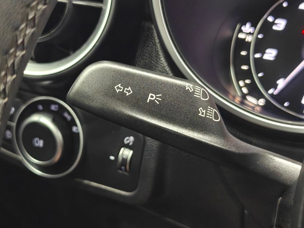 Used 2018 Alfa Romeo Stelvio AWD w/ Cold Weather Package image 36