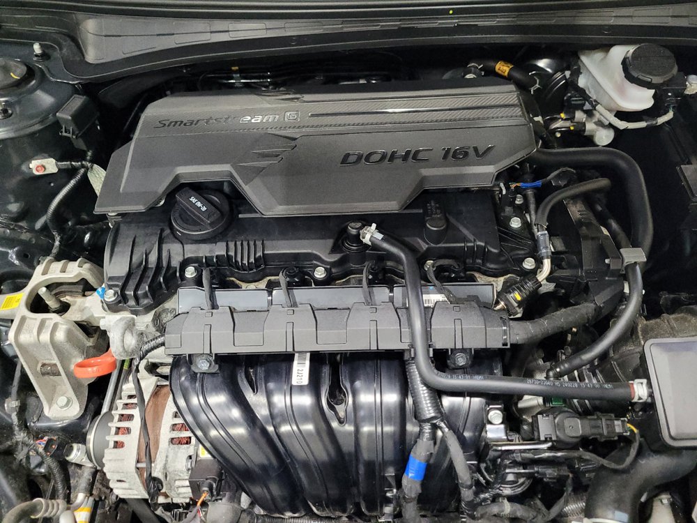Used 2024 Hyundai Elantra SEL FWD image 30