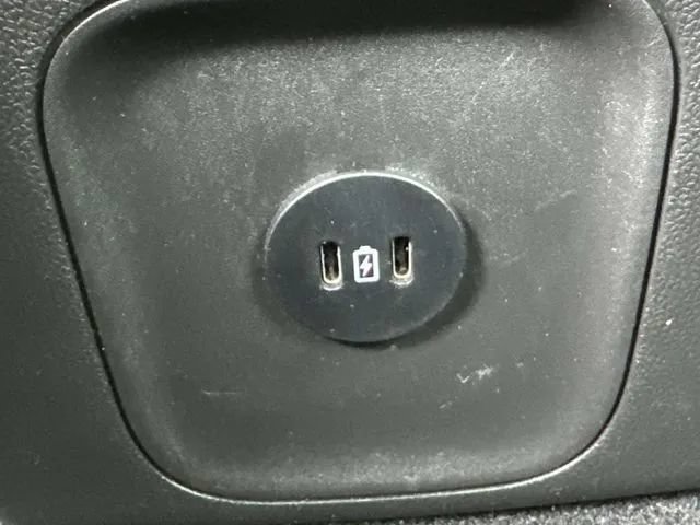 Used 2025 Ford Escape ST-Line FWD image 20