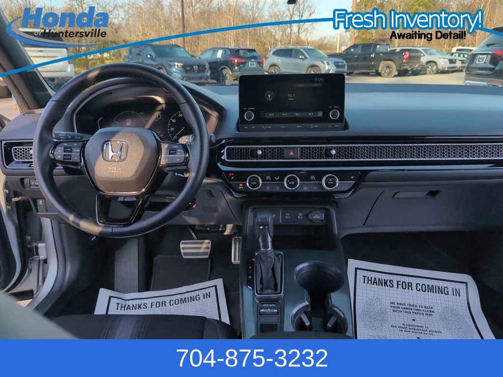 Used 2025 Honda Civic Sport image 16