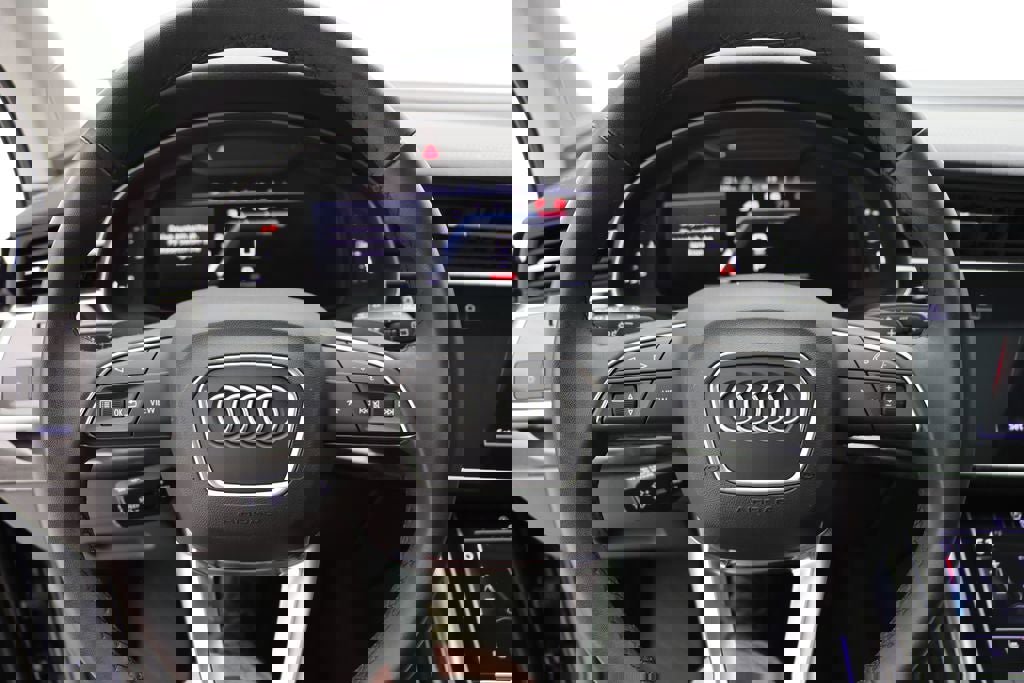 Used 2024 Audi Q7 2.0T Premium Plus image 16