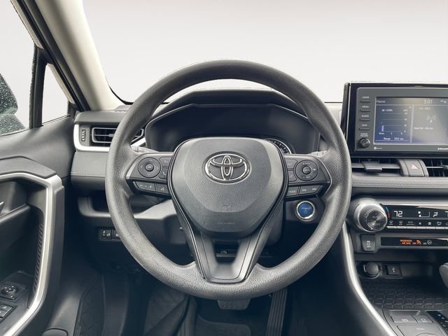 Used 2022 Toyota RAV4 XLE image 12
