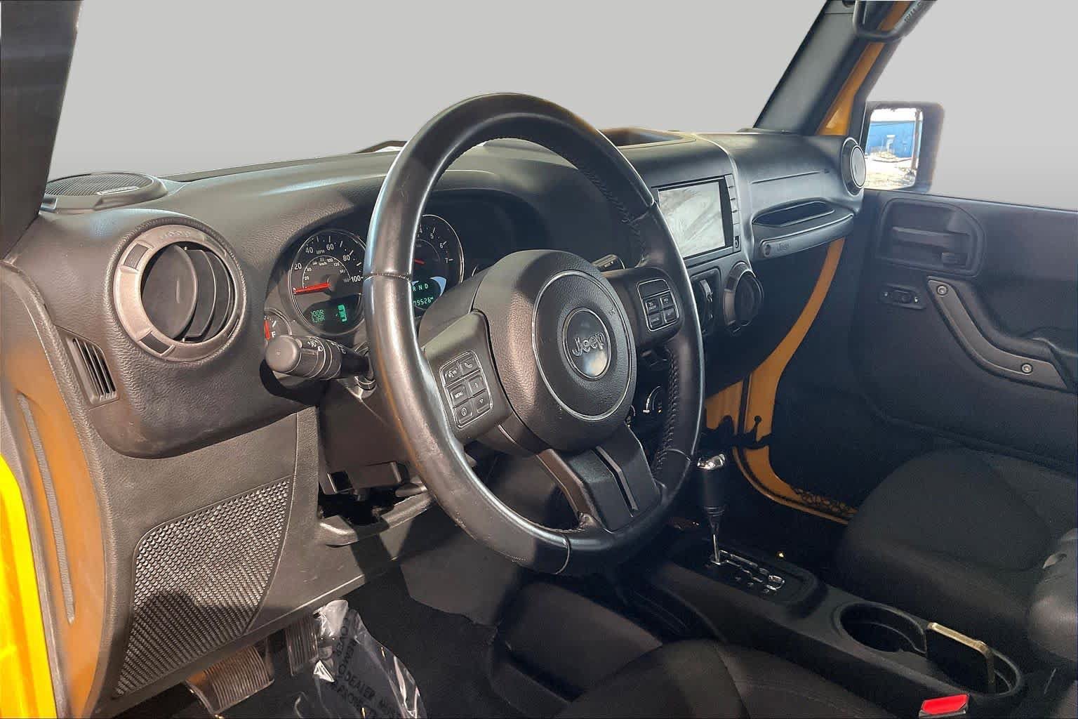Used 2015 Jeep Wrangler Unlimited Sport w/ Quick Order Package 24S AWD/4WD image 18
