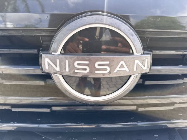 Used 2025 Nissan Kicks SV FWD image 10
