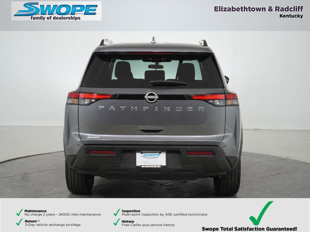 Used 2025 Nissan Pathfinder SV image 4