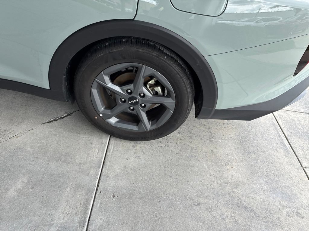 Used 2025 Kia K4 FWD image 12