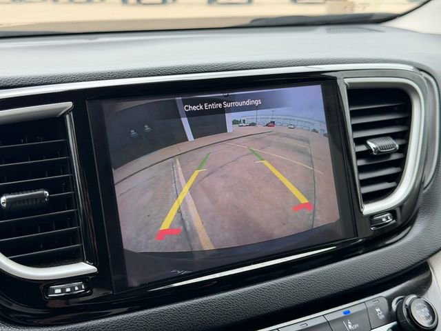 Used 2023 Chrysler Pacifica Touring-L FWD image 32