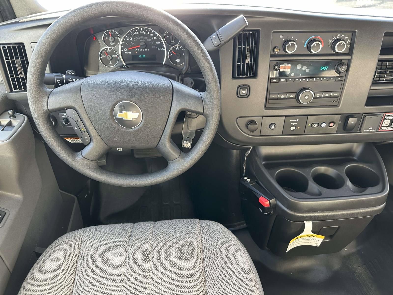 New 2025 Chevrolet Express 3500 RWD image 8
