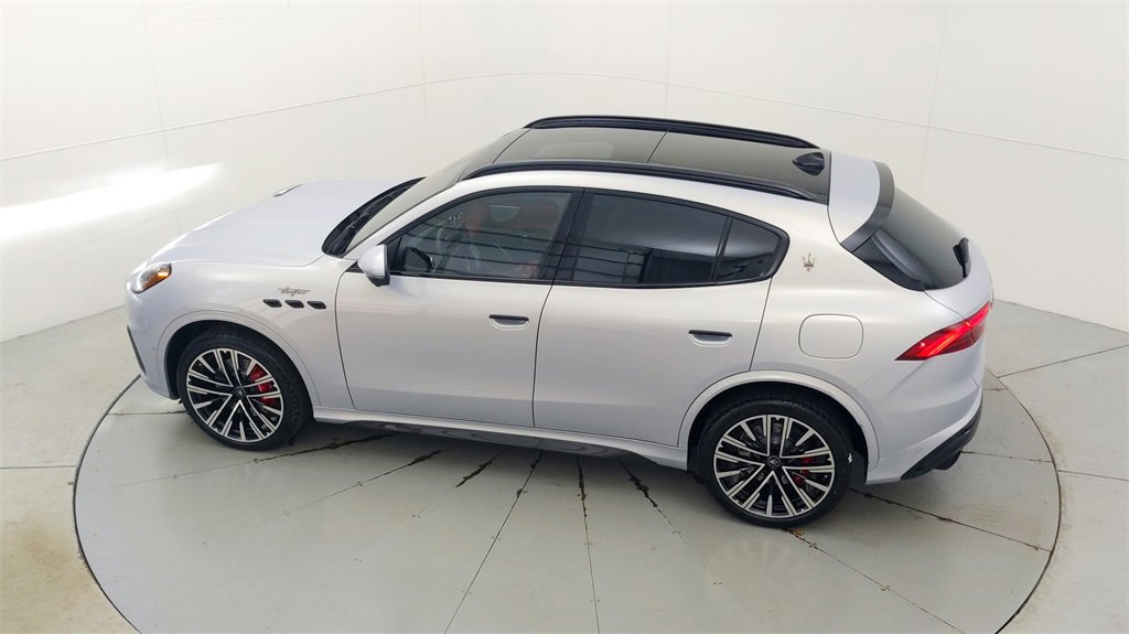 New 2024 Maserati Grecale Trofeo image 20