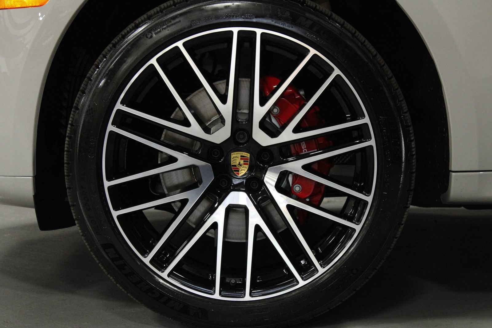 New 2026 Porsche Macan S AWD/4WD image 9