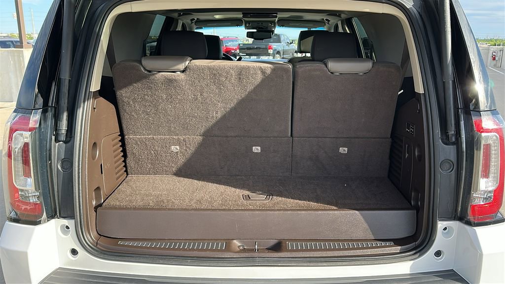 Used 2019 GMC Yukon Denali w/ Denali Ultimate Package image 37