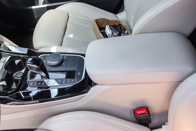 Used 2022 BMW X4 xDrive30i w/ M Sport Package 2 AWD/4WD image 15