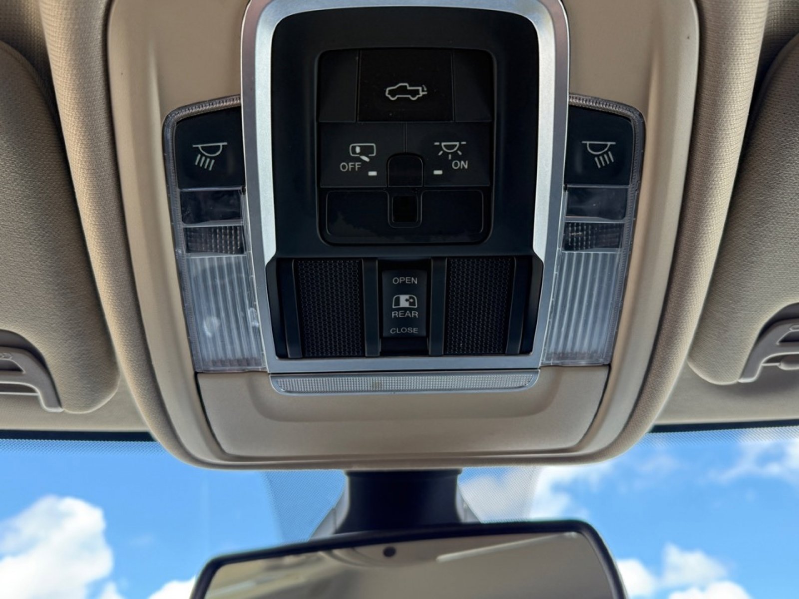 Used 2021 RAM 2500 Laramie AWD/4WD image 33