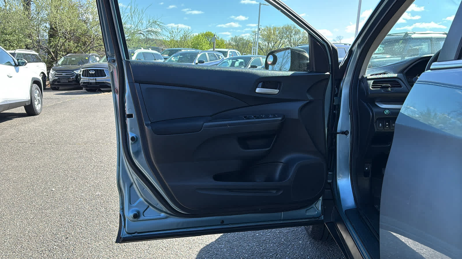 Used 2016 Honda CR-V SE image 11