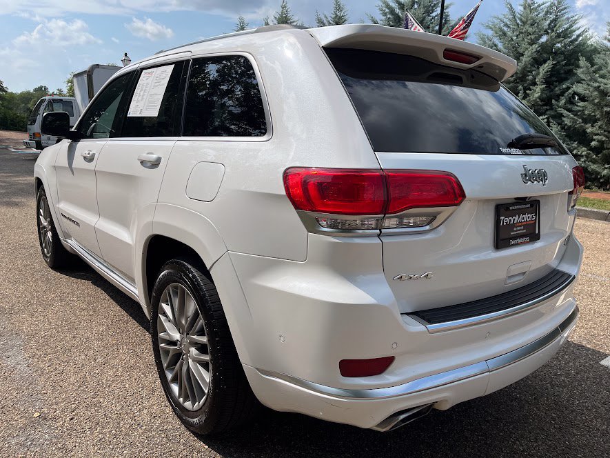 Used 2018 Jeep Grand Cherokee Summit w/ Platinum Series Group AWD/4WD image 36