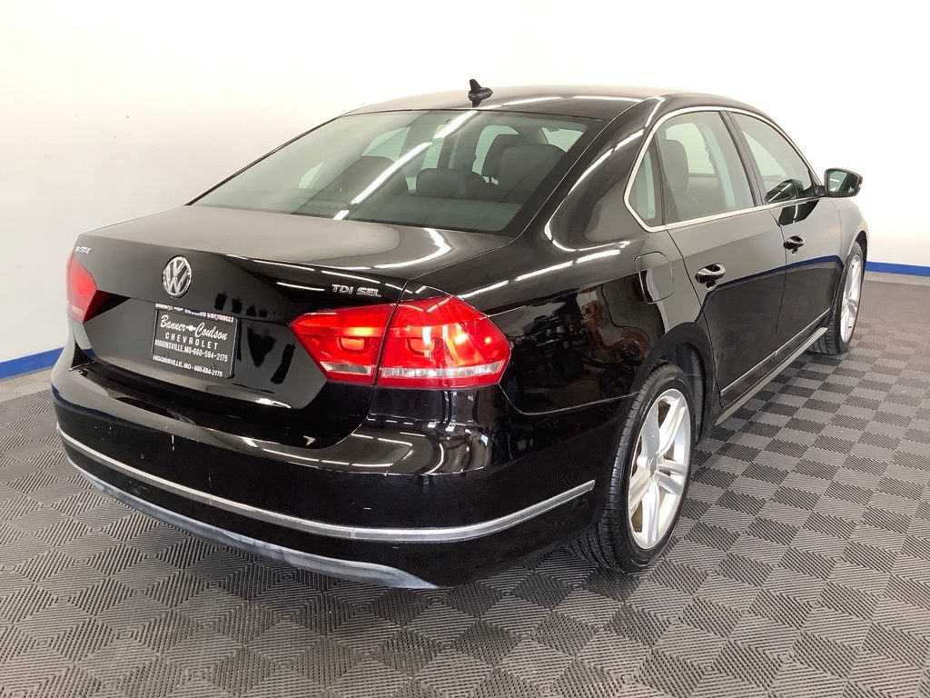 Used 2013 Volkswagen Passat TDI SEL Premium FWD image 22