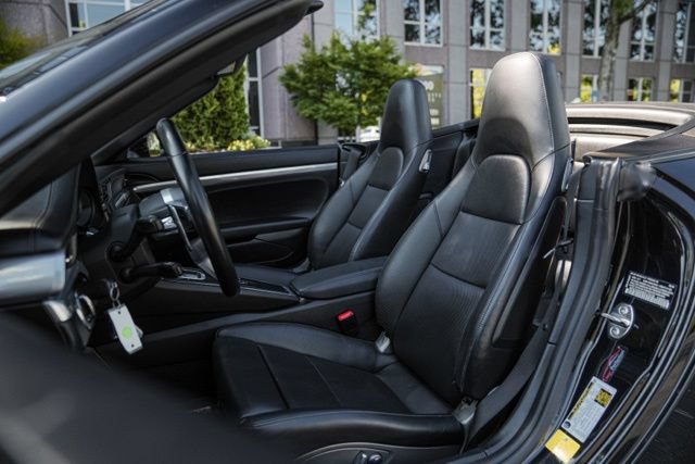 Used 2019 Porsche 911 Carrera RWD image 38